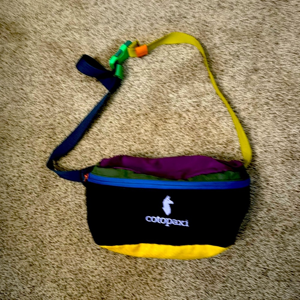 Cotopaxi Fanny pack.  Like new condition